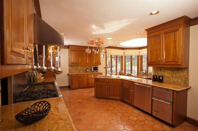68 Great Meadows Rd