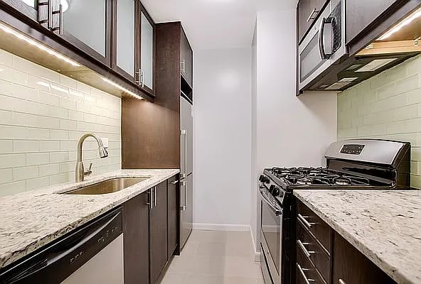 404 E 79th St, #26D