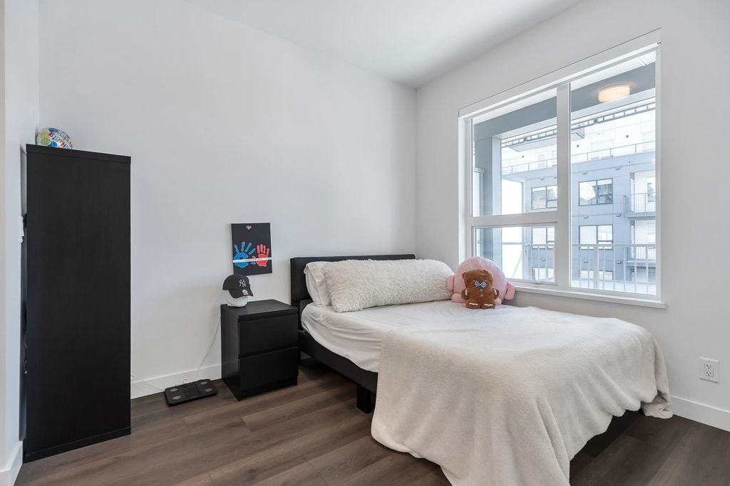 648 Lea Ave, #305
