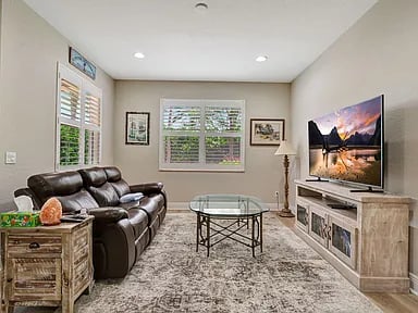 5030 Dulce Ct