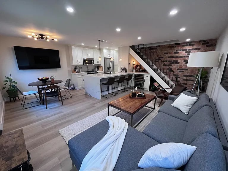 230 Watson Dr APT 2