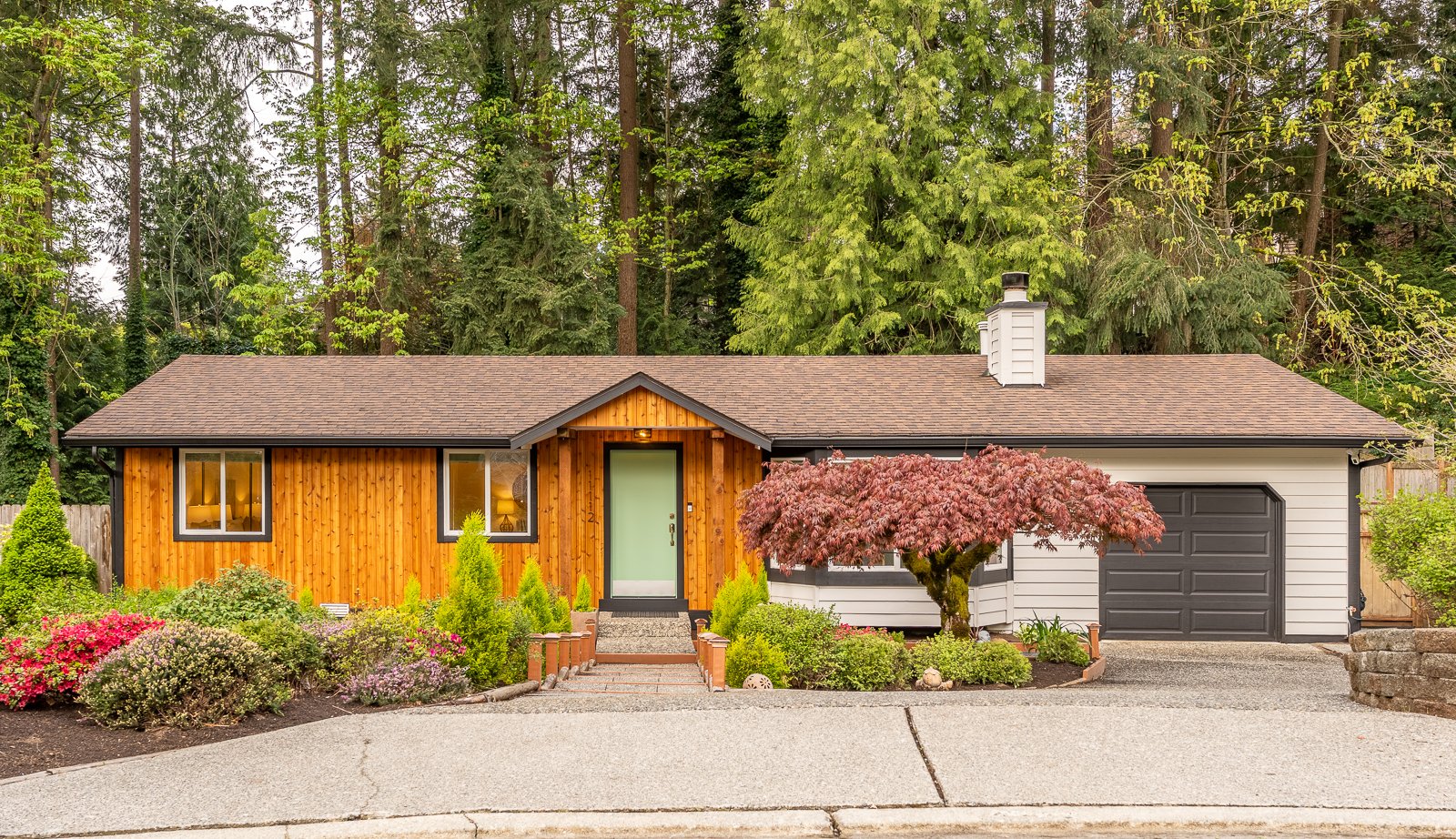 Enchanting Kirkland Hideaway 