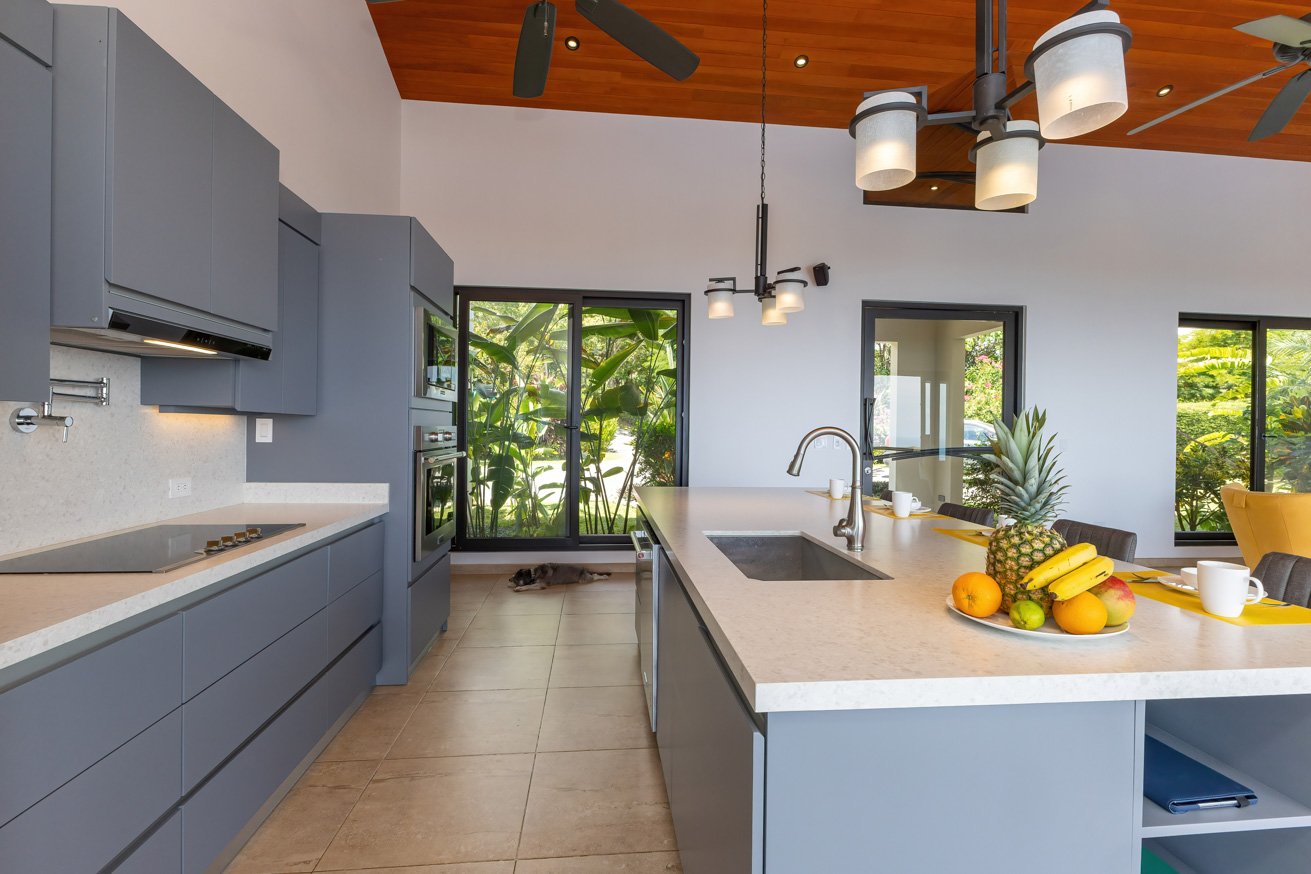 Luxury Ocean View Home in Ojochal Costa Rica | Infinity Pool & Sunset Views