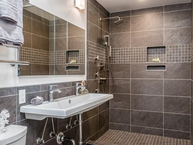 330 Palisades Dr