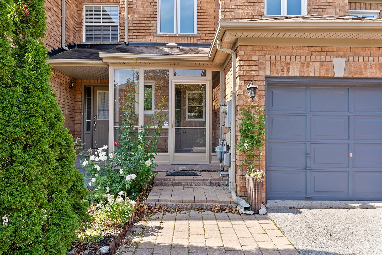 24 Hawtin Lane