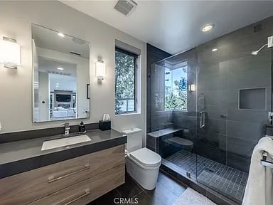 7350 Pacific View Dr