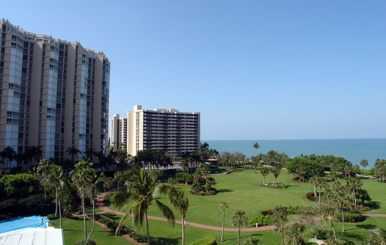 Park Shore
