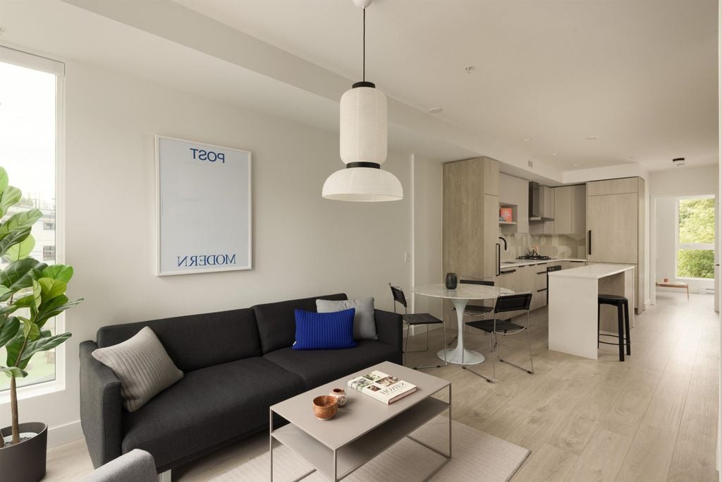 322 E 15th Ave, #209 