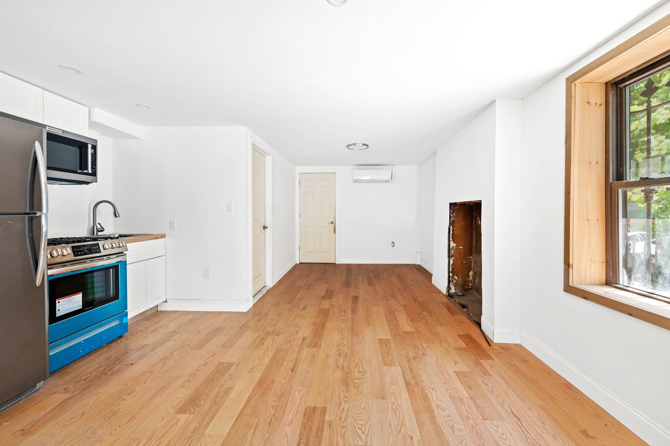 69 LEWIS AVE
