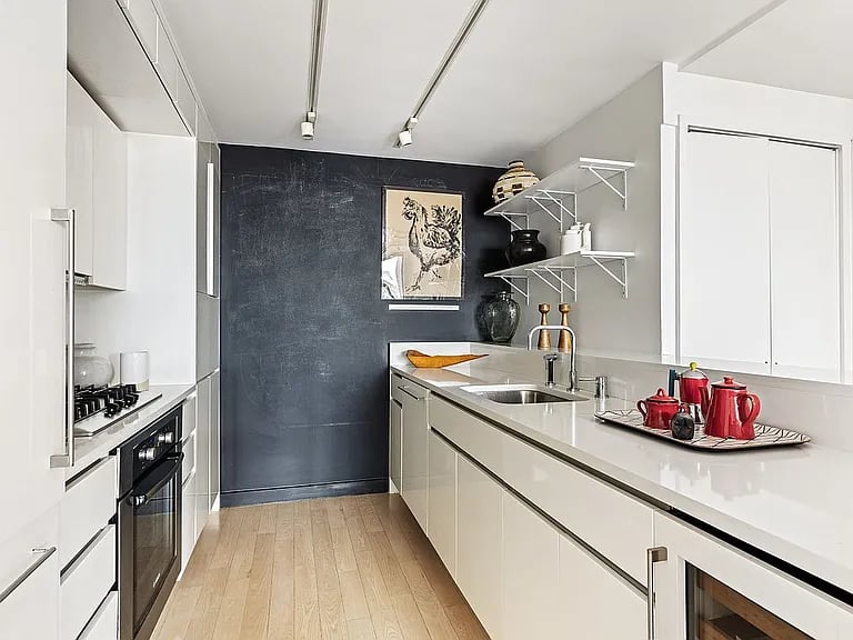 50 Franklin St APT 18C