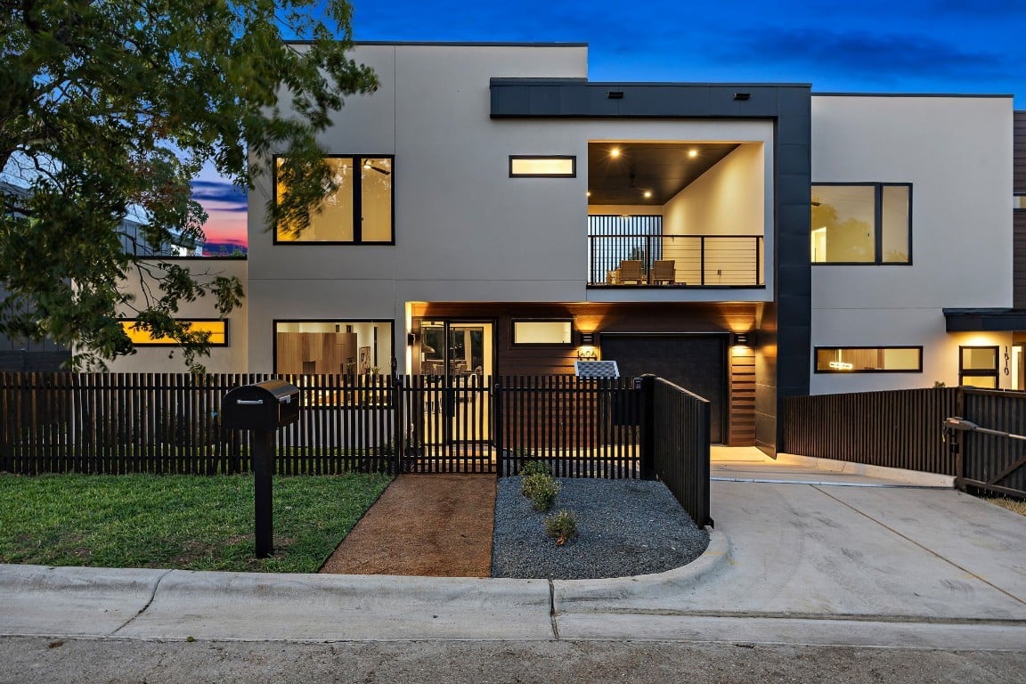 1606 Taylor Gaines Dr