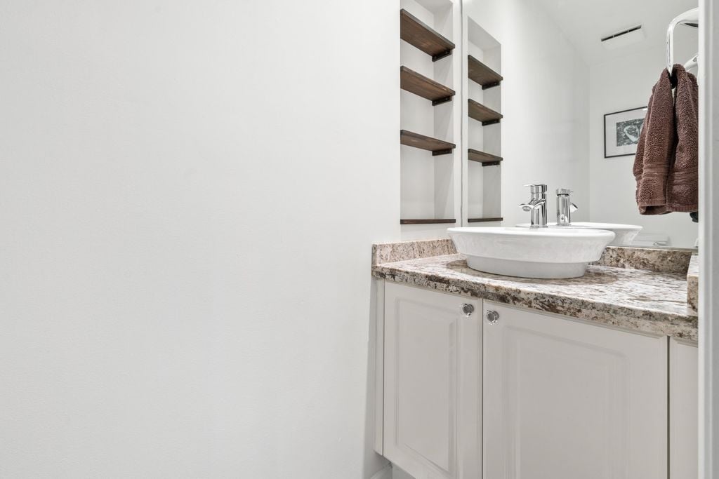 2885 E Kent Ave North, #24