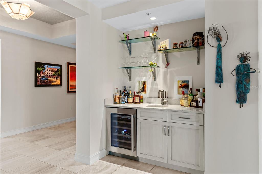 1111 RITZ CARLTON DRIVE Unit: 1701