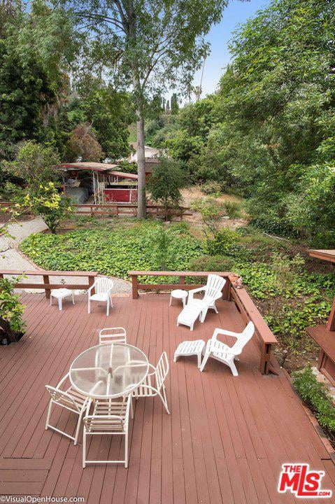 Charming 2 Bedroom Cottage in Studio City