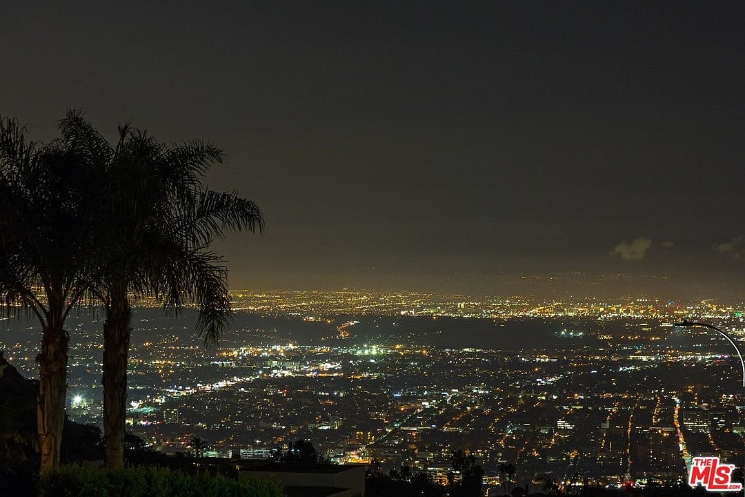 View Lumina