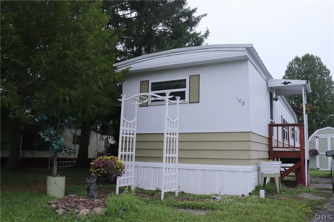 108 Pauls Wy