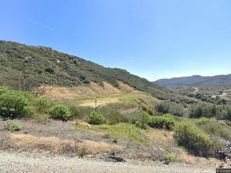 18255 Vista De Montanas