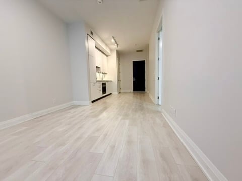 33 Frederick Todd Way N 216