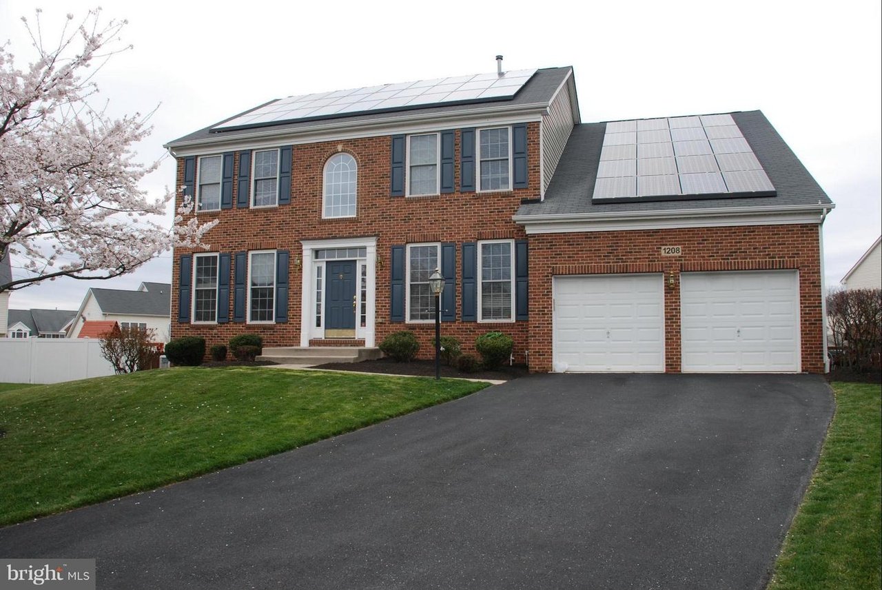 1208 Steuben Ct