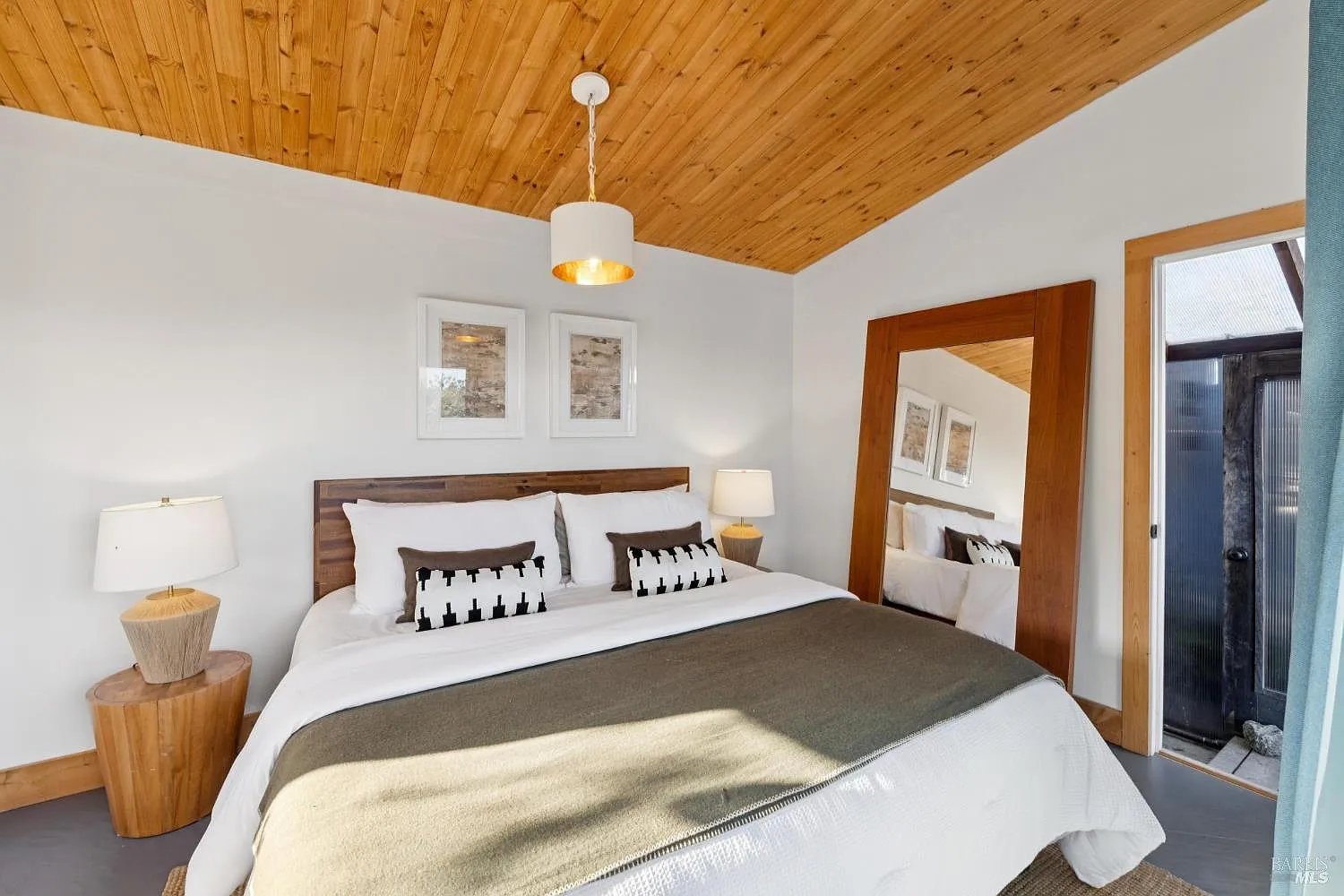 120 Juniper Rd