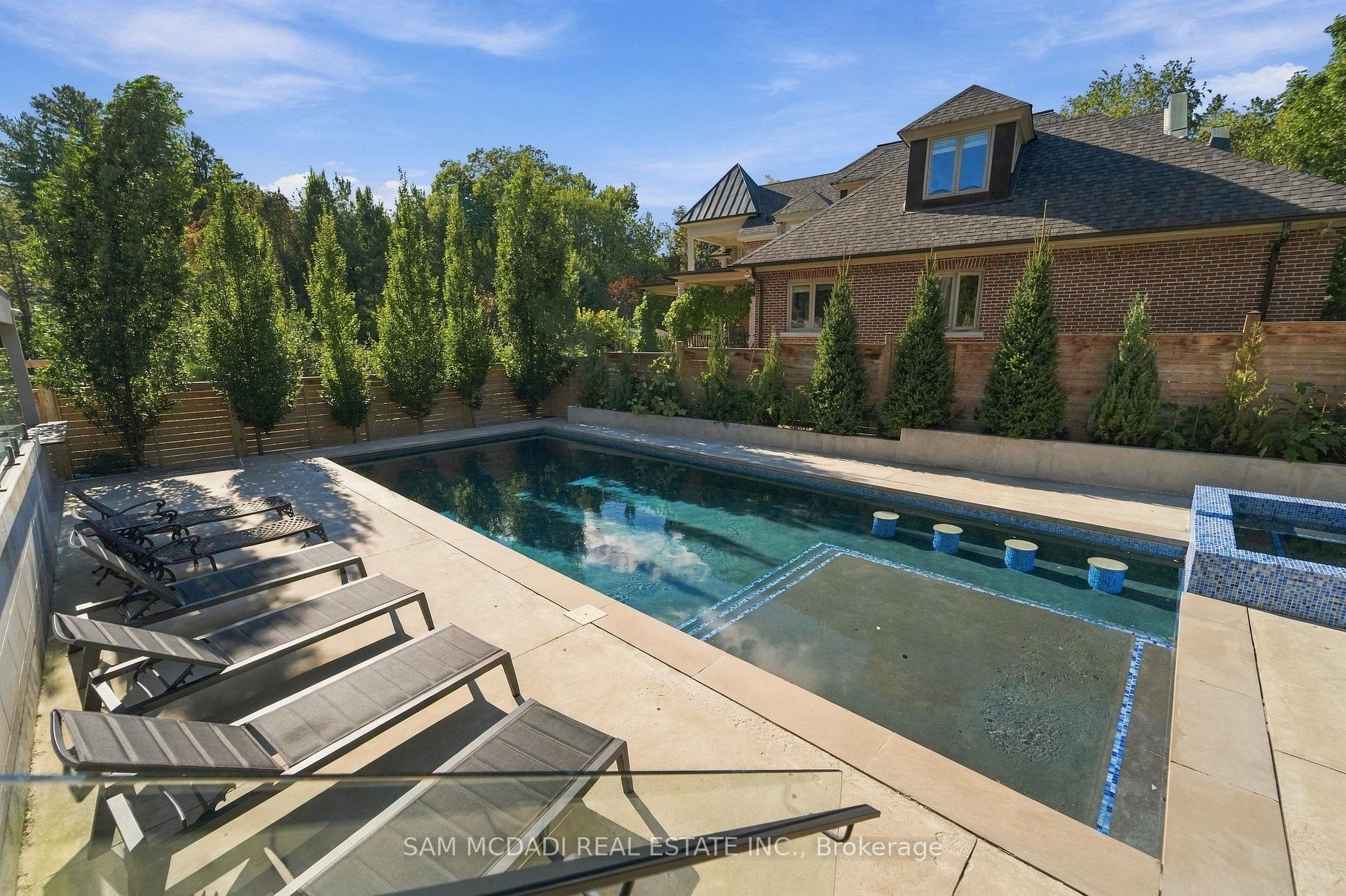 112 Elton Park Road