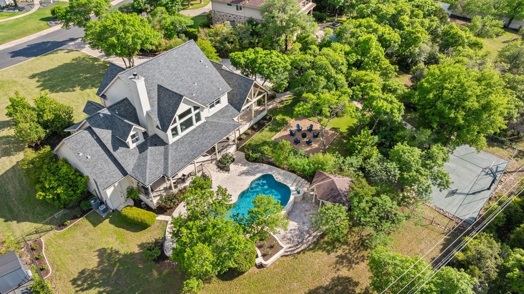 6216 Northern Dancer Dr