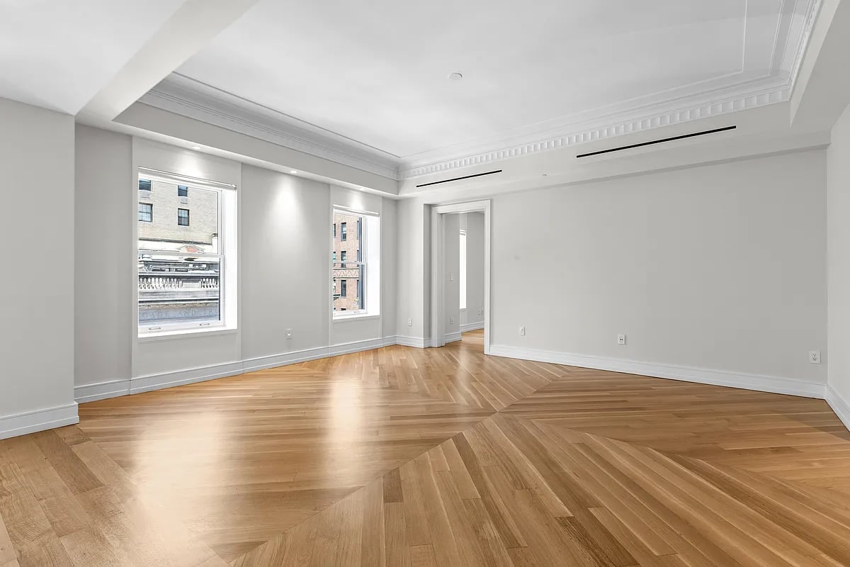 33 E 74TH Street 5A