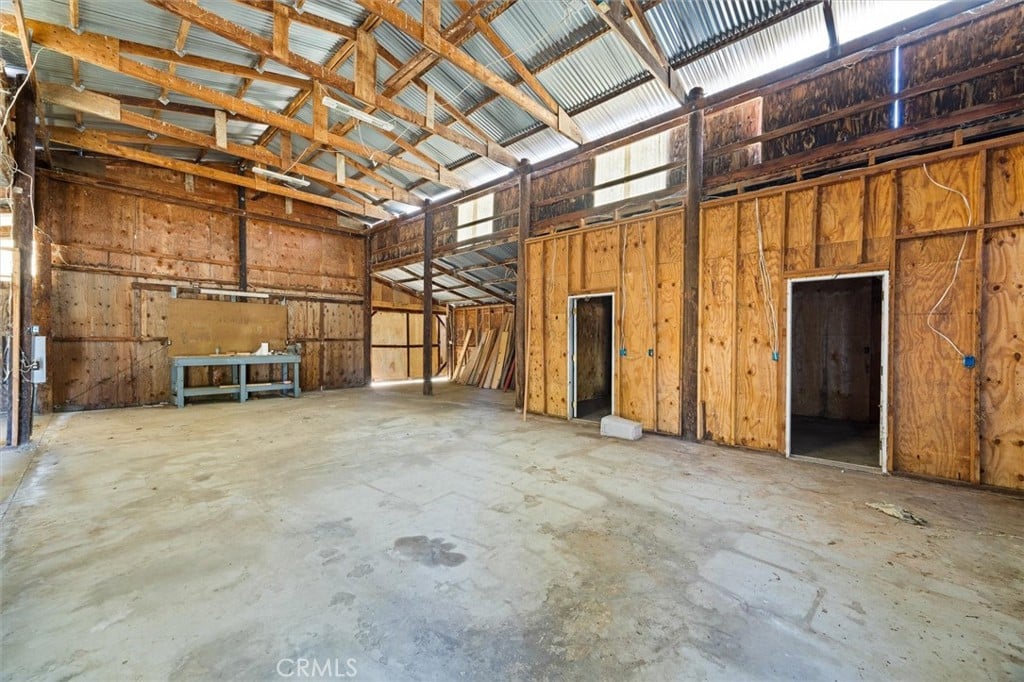 6998 Kingsbury Rd