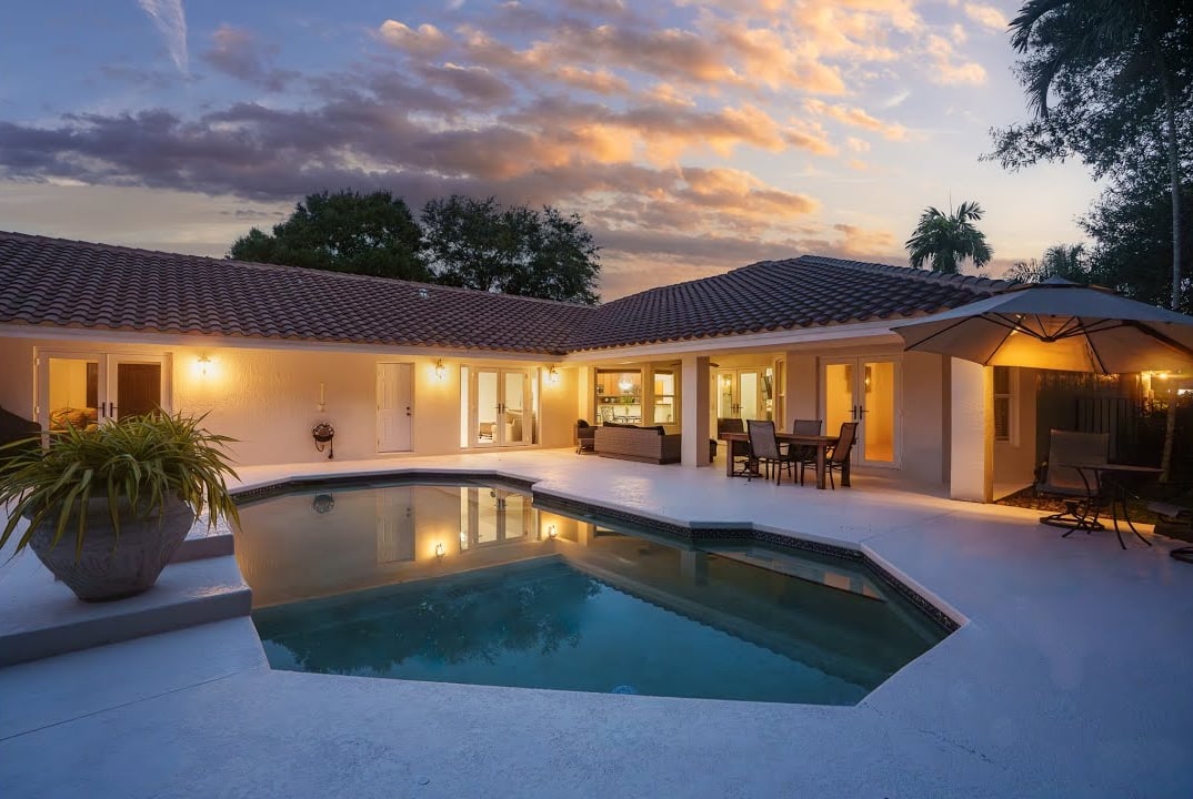 FOR SALE - 12590 SW 34th Pl Davie, FL 33330