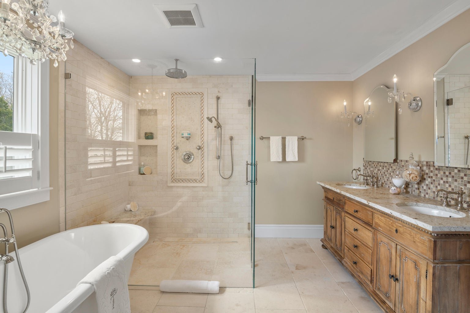 373 Lower Flying Point Road, Freeport
