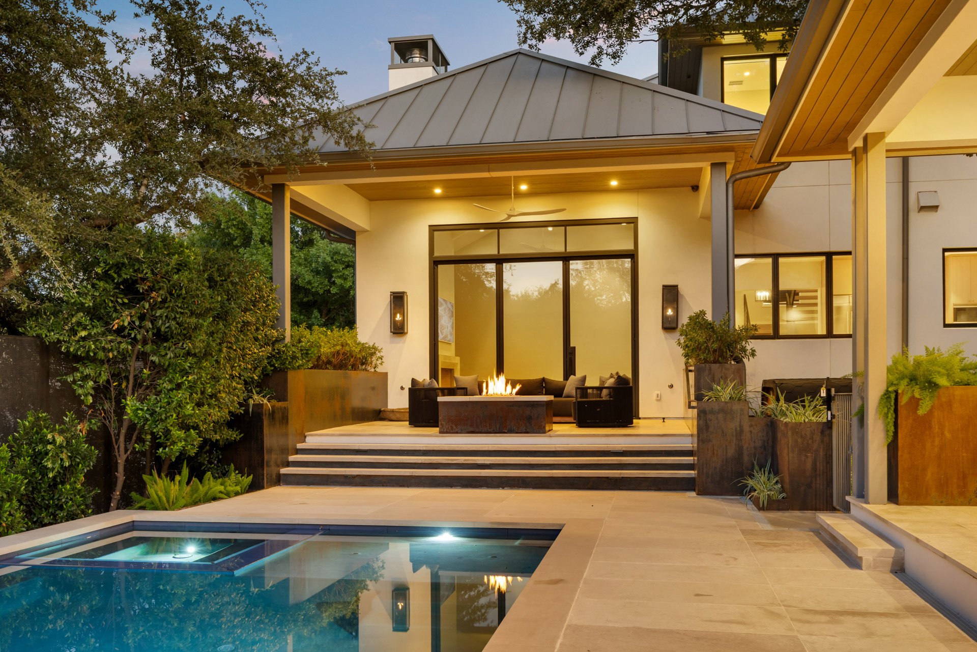 2900 Townes