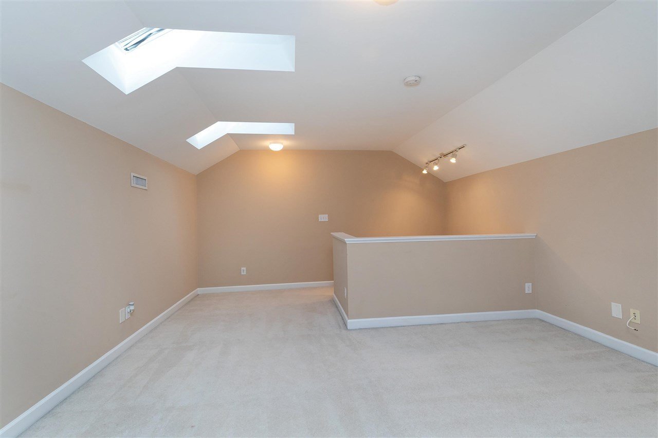 12225 Orchardgrass Ln