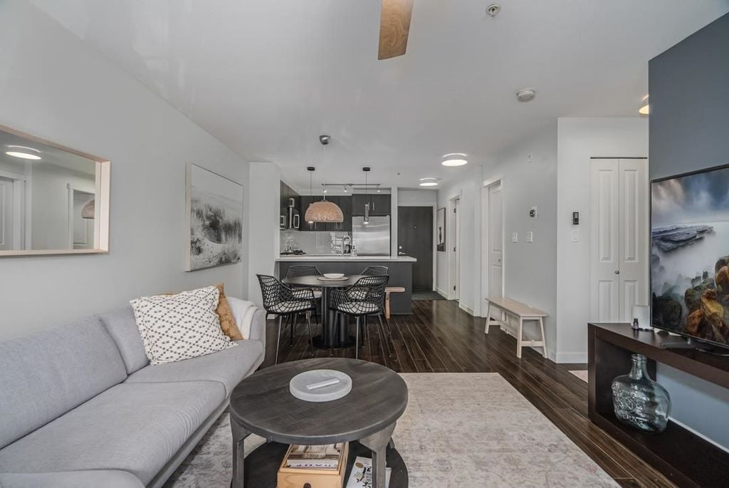 3133 Riverwalk Ave, #318