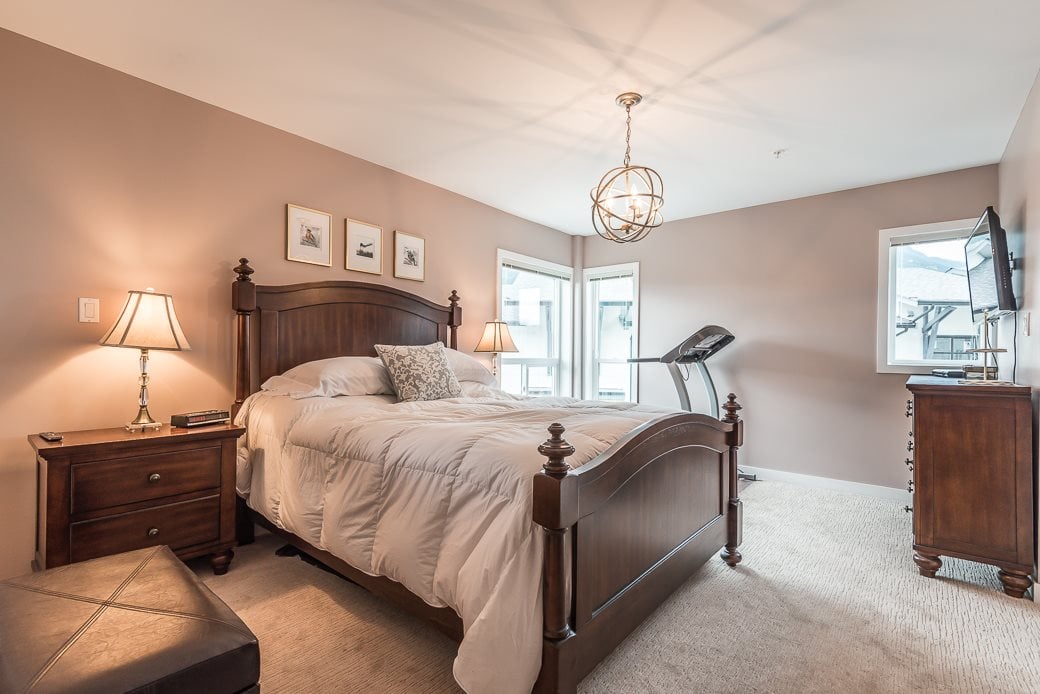1212 Main St, #306