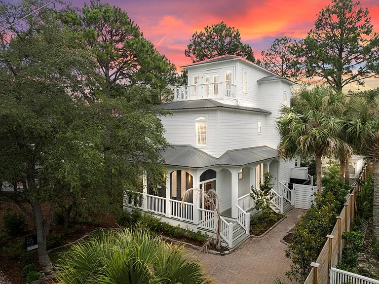 27 Old Mill Rd