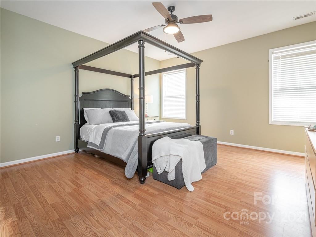 273 Notable Ln