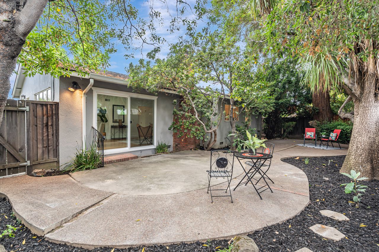 West San Jose Gem with Top-Rated Cupertino Schools!