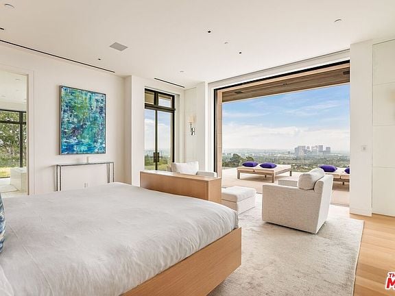 9966 Beverly Grove Dr