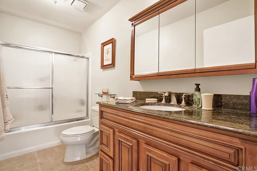 939 W 19th St, Unit C7