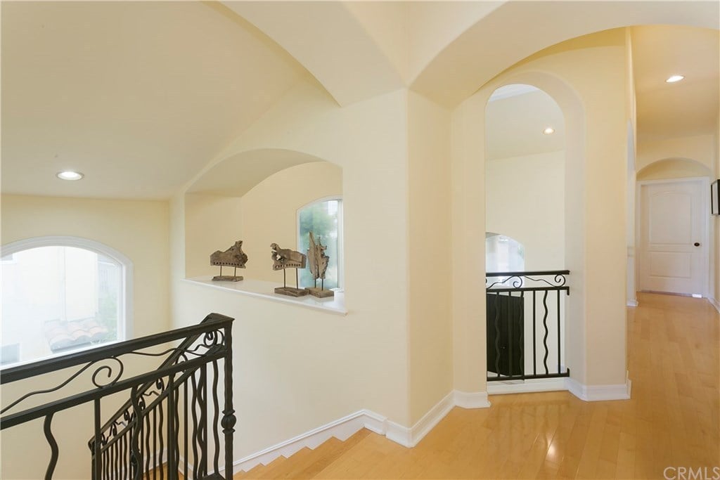 1408 Walnut Ave