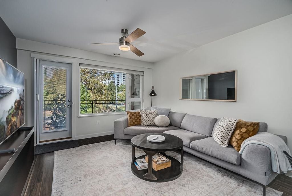 3133 Riverwalk Ave, #318