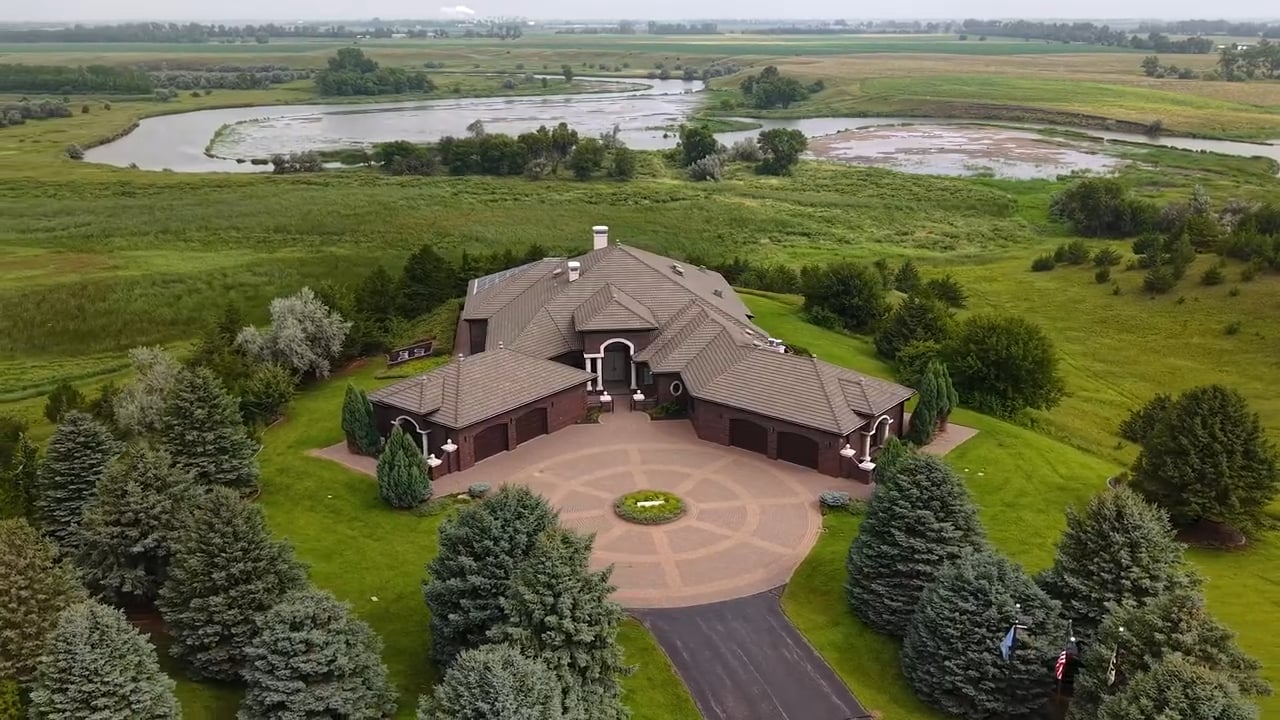  Valley View Villa