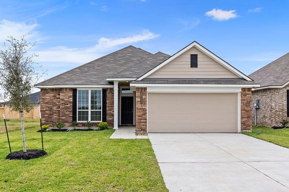 2116 Meridian Loop