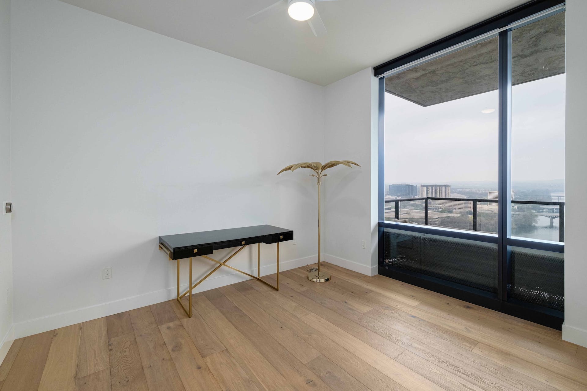 70 Rainey Street #1706 