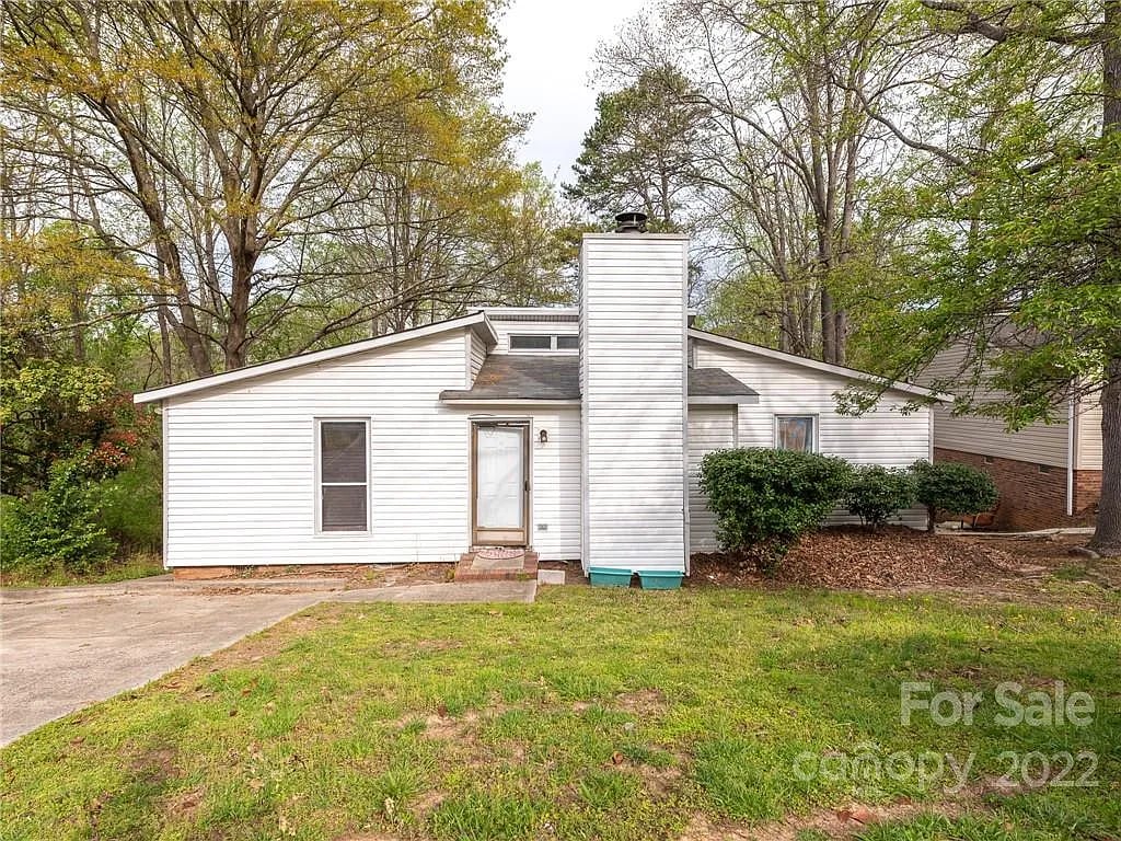 9121 Nathaniel Russell Ln