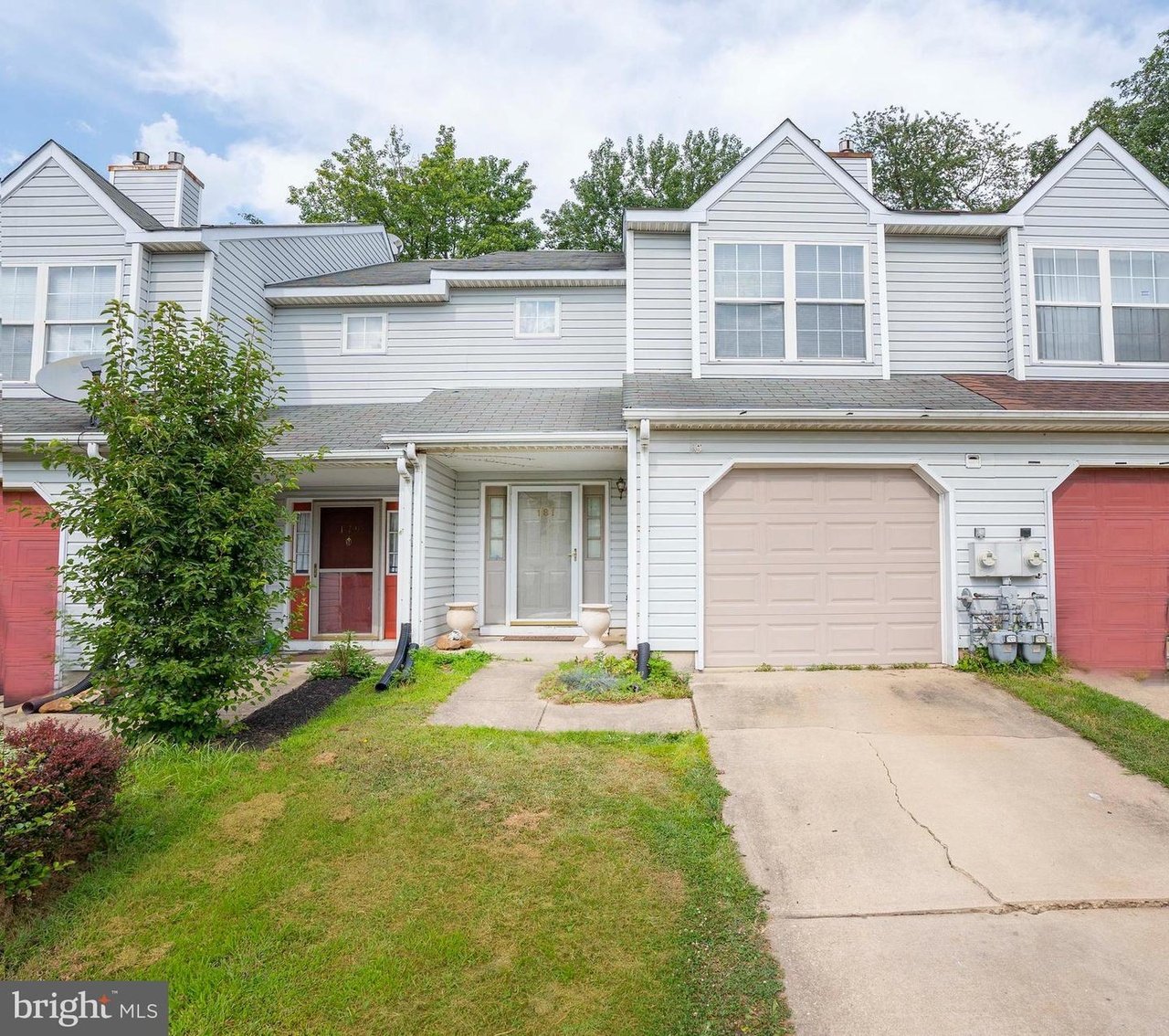 181 Auckland Dr