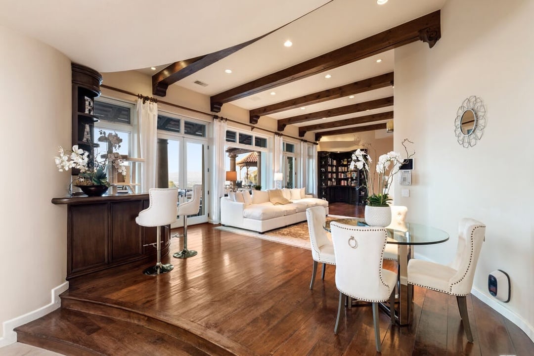 Eminence Heights