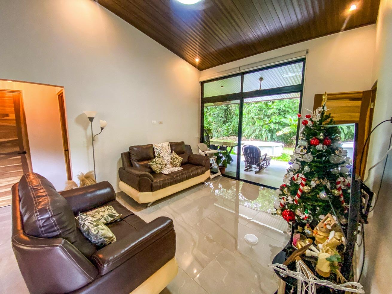 3-Bed Home on Calle Principal Ojochal with River & Jungle