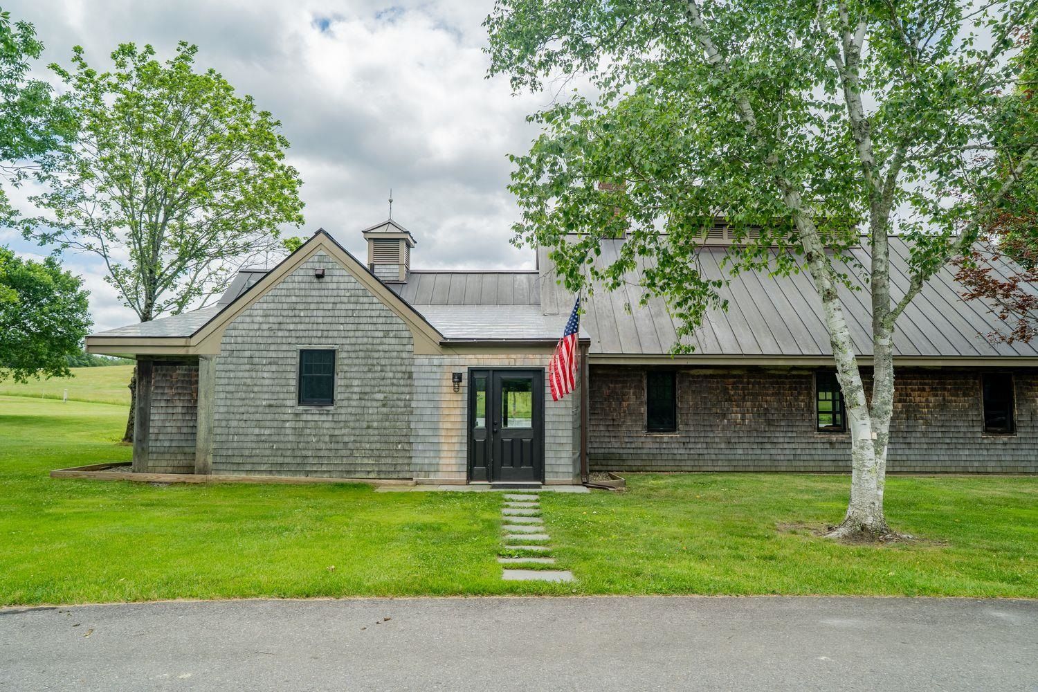 14 Bartlett Rd