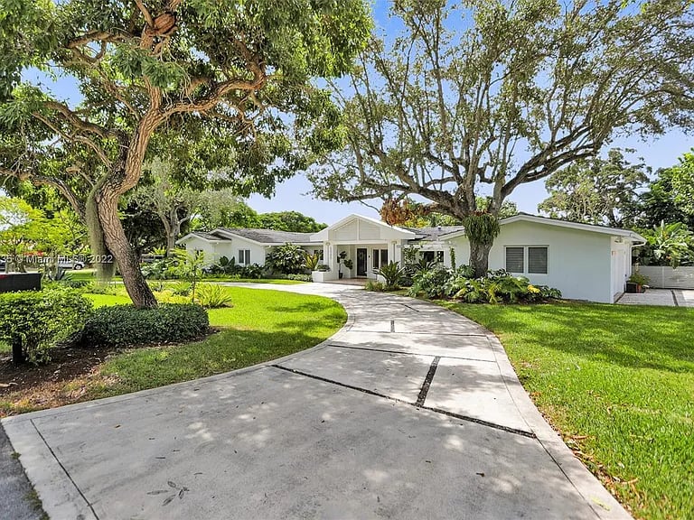 5900 SW 112th Street